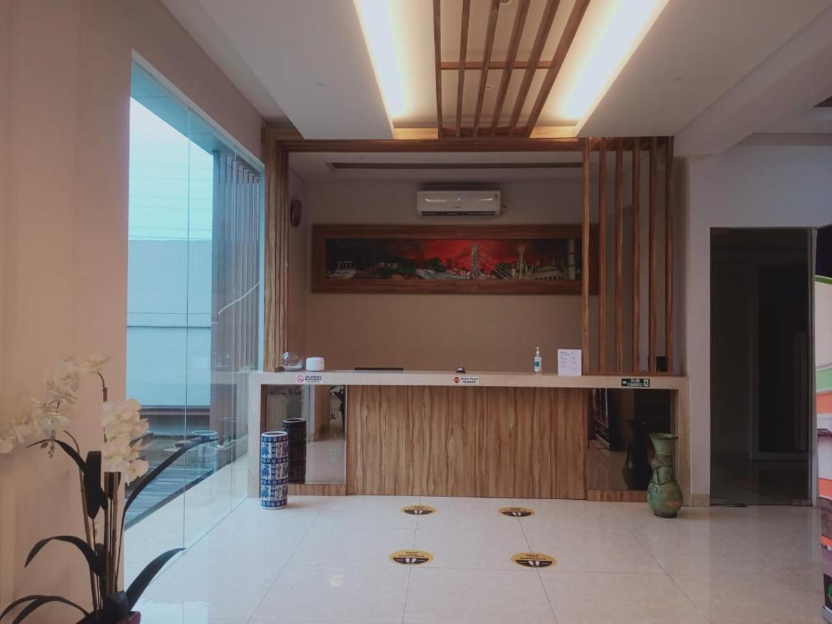 Oyo 90102 Edotel Hotel By Dbest Hospitality Bandung Exteriör bild