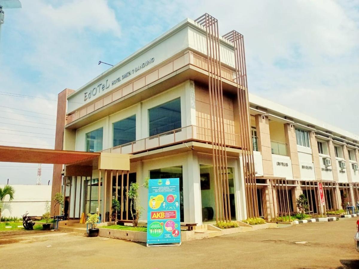 Oyo 90102 Edotel Hotel By Dbest Hospitality Bandung Exteriör bild