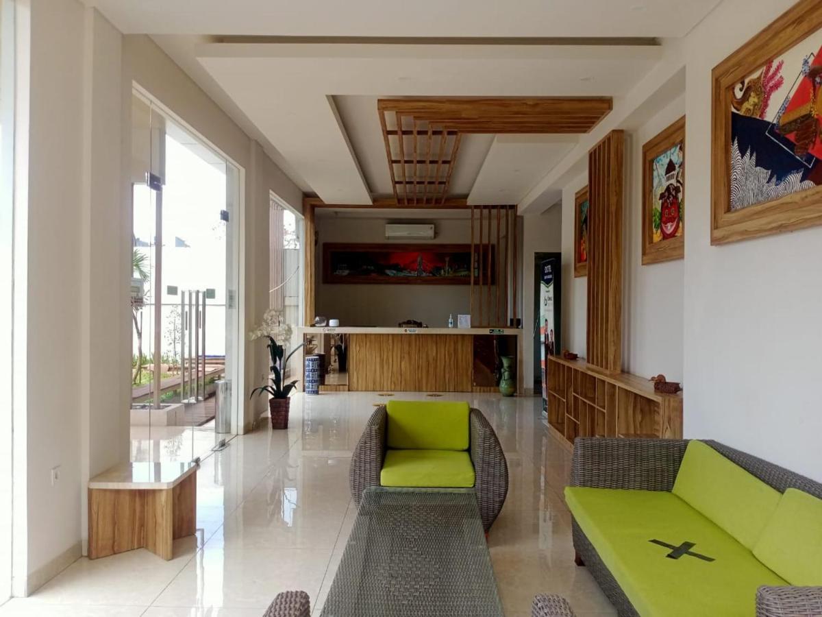 Oyo 90102 Edotel Hotel By Dbest Hospitality Bandung Exteriör bild