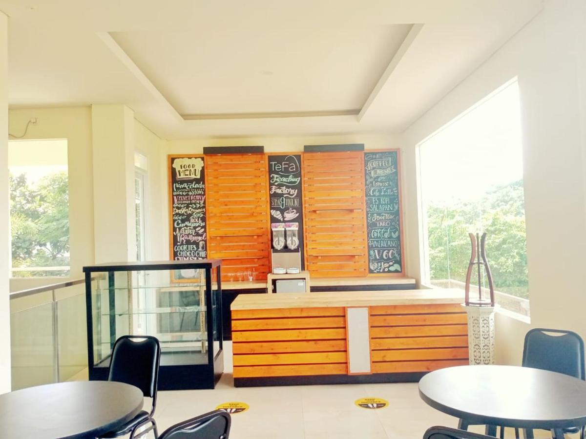 Oyo 90102 Edotel Hotel By Dbest Hospitality Bandung Exteriör bild