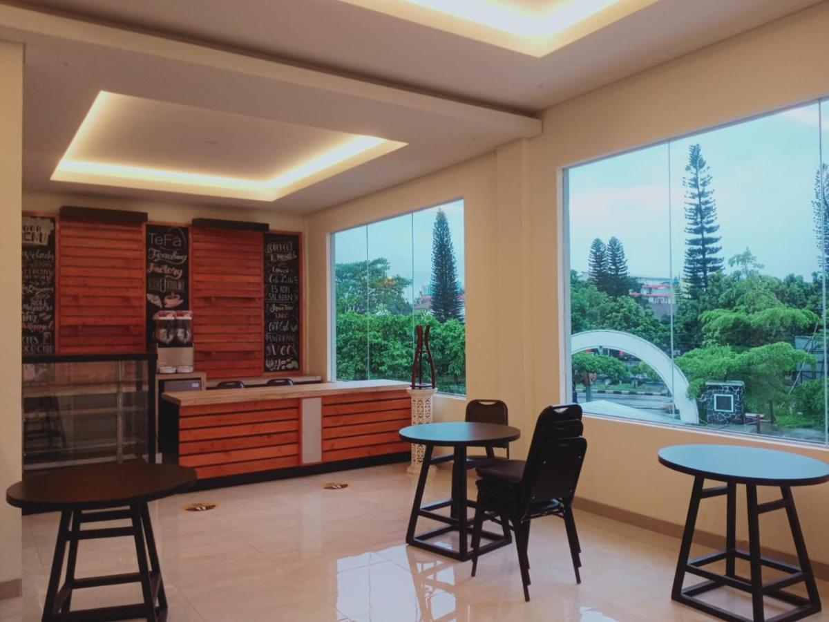 Oyo 90102 Edotel Hotel By Dbest Hospitality Bandung Exteriör bild