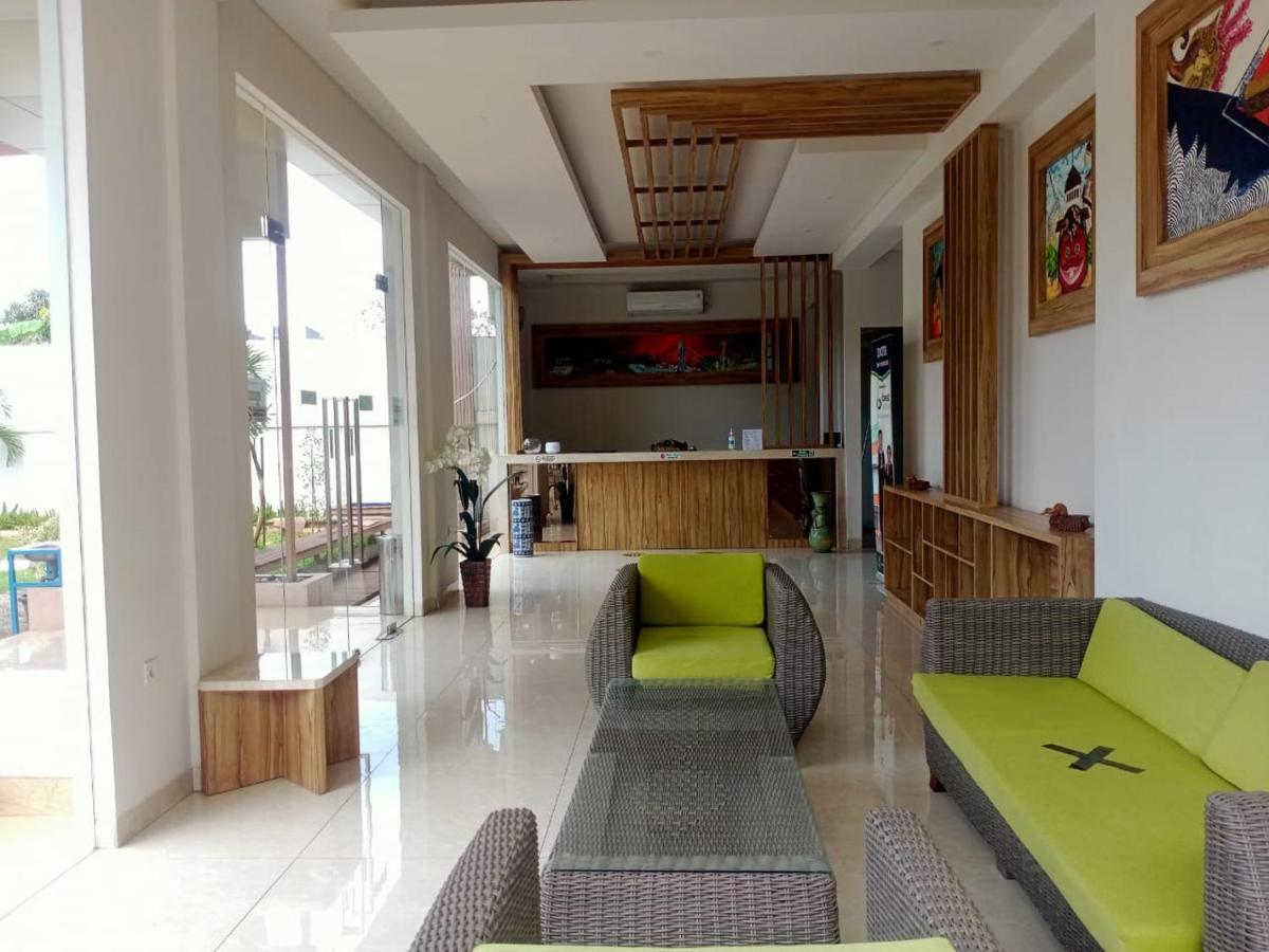 Oyo 90102 Edotel Hotel By Dbest Hospitality Bandung Exteriör bild